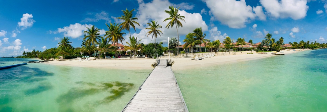 VOEUX ENSOLEILLES DU LAGON DE GUADELOUPE